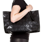 BAO BAO ISSEY MIYAKE Handtasche ROCK MATTE schwarz